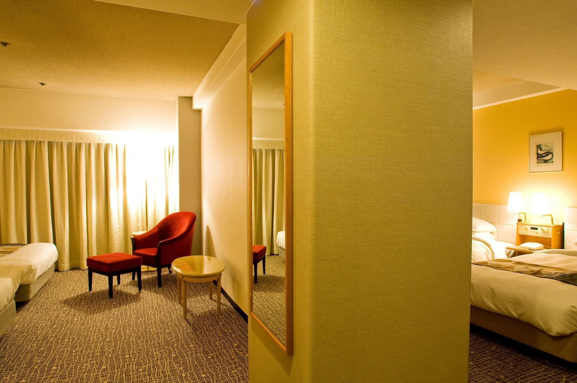 Hotel New Otani Hakata Fukuoka  Extérieur photo A room at the hotel
